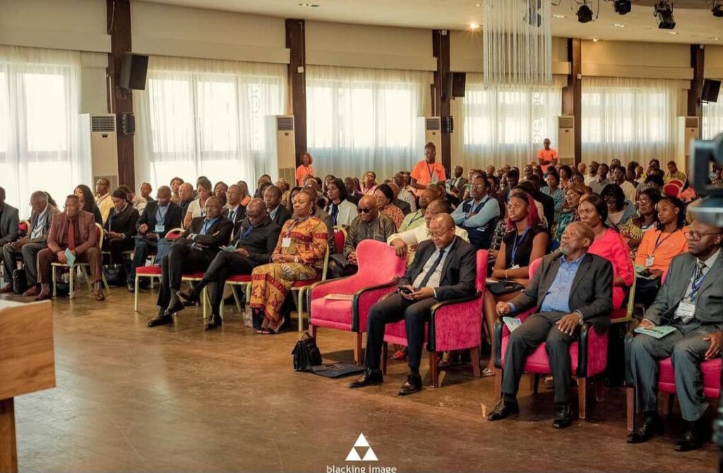 AFMED UNIKIN, novembre 2019 et 2020, à Kinshasa
